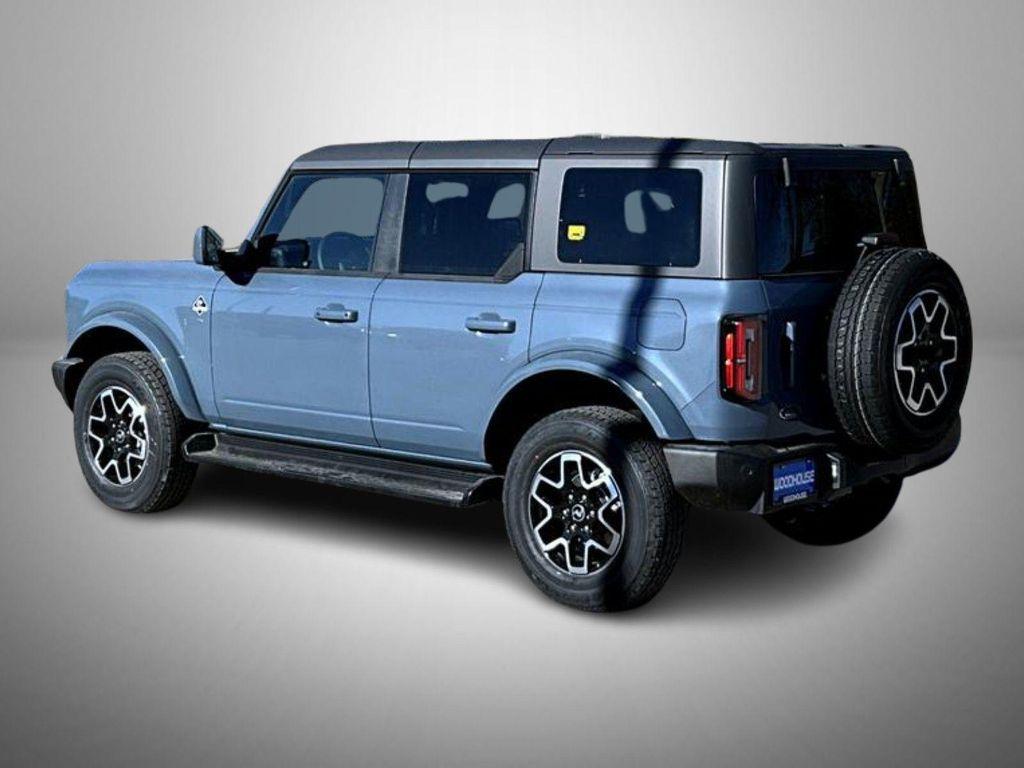 new 2025 Ford Bronco car, priced at $48,233