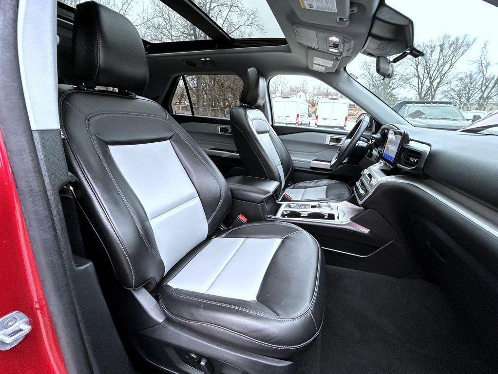 used 2023 Ford Explorer car, priced at $32,995