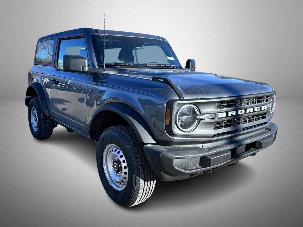 new 2025 Ford Bronco car, priced at $37,439