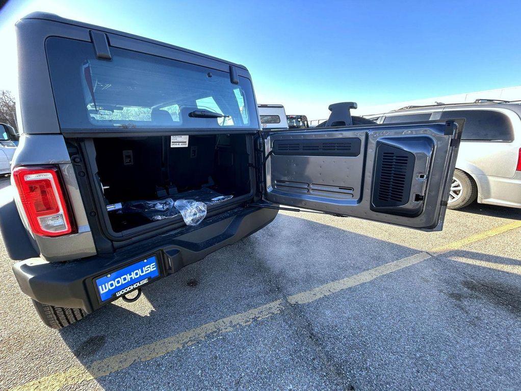 new 2025 Ford Bronco car, priced at $37,439