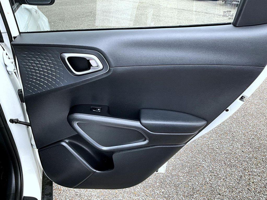 used 2021 Kia Soul car, priced at $11,495