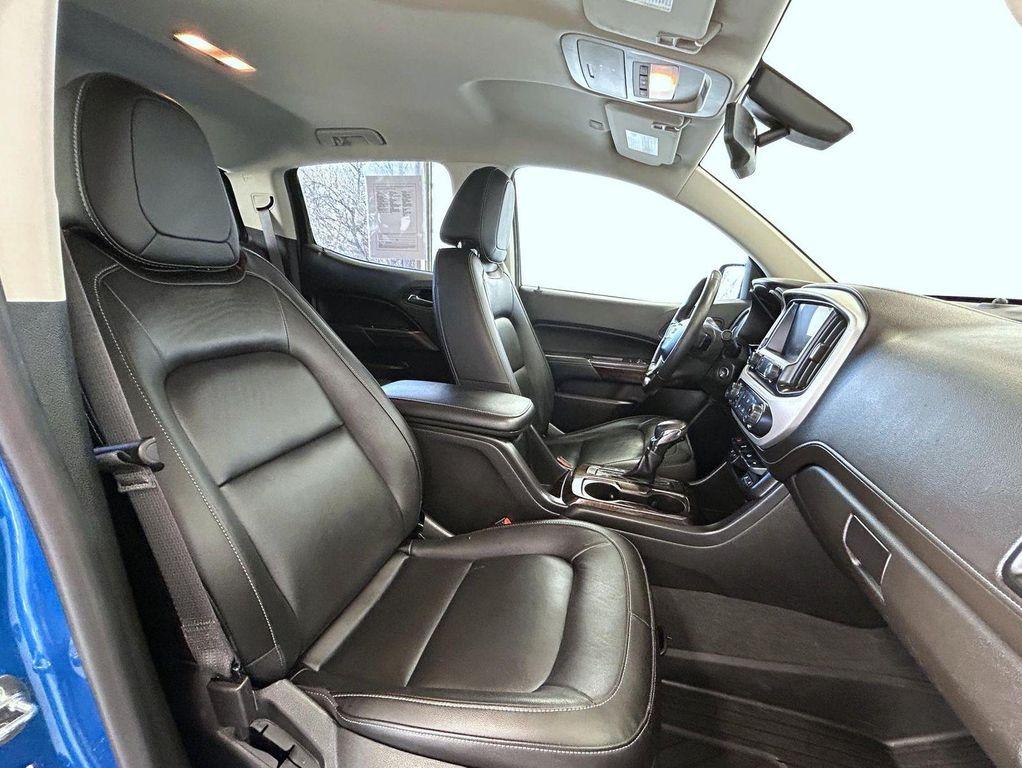 used 2022 GMC Canyon car, priced at $24,995