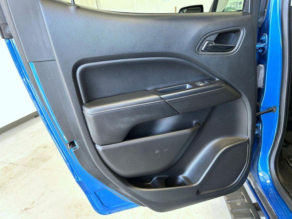 used 2022 GMC Canyon car, priced at $24,995