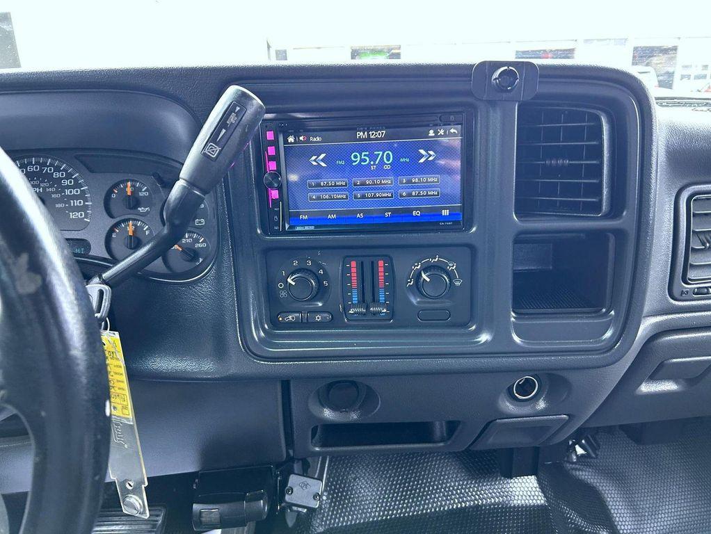 used 2003 Chevrolet Silverado 2500 car, priced at $10,294