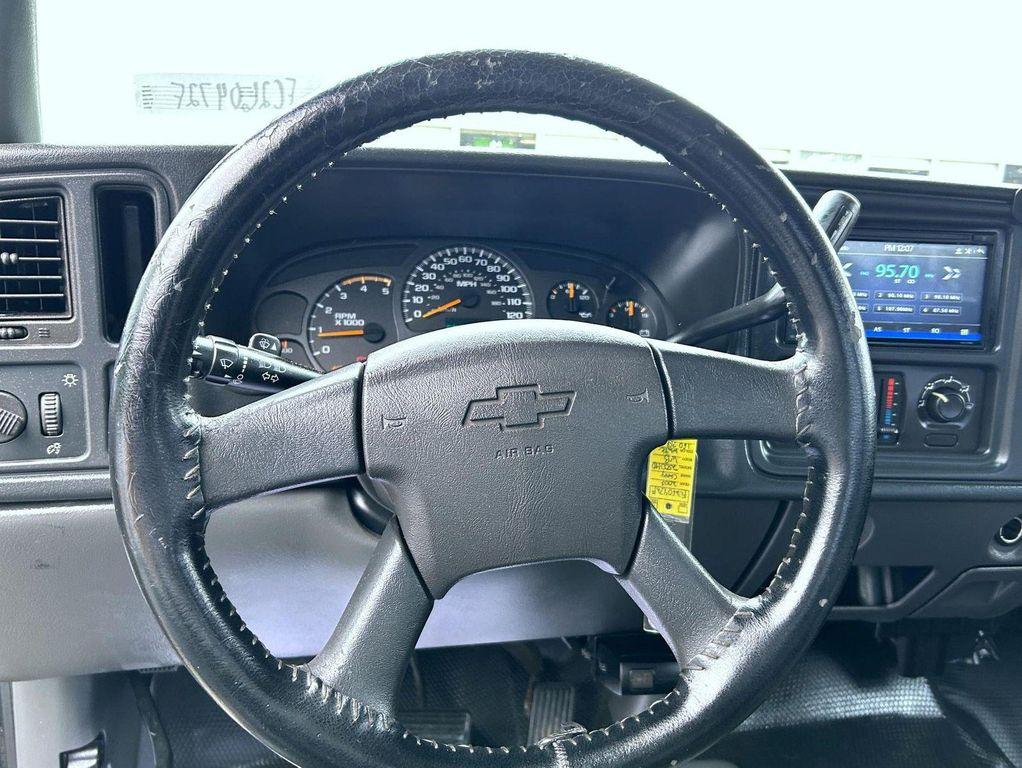 used 2003 Chevrolet Silverado 2500 car, priced at $10,294