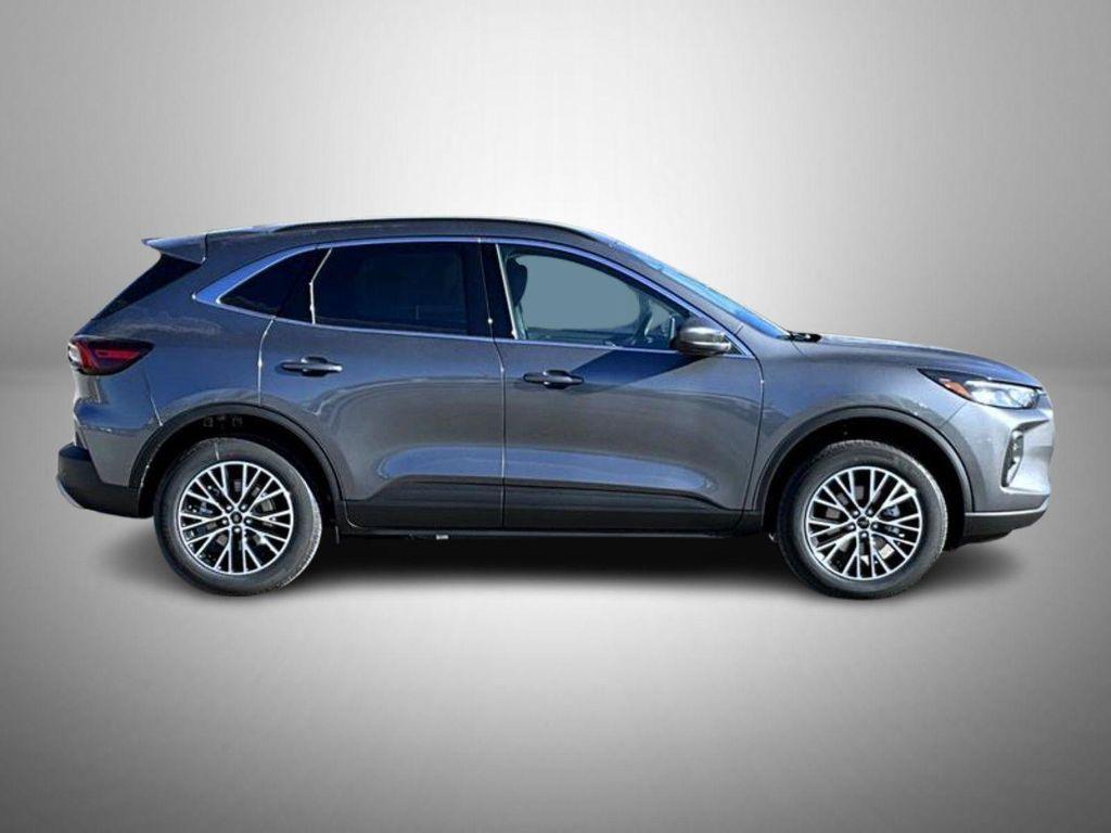 new 2026 Ford Escape PHEV car, priced at $32,694