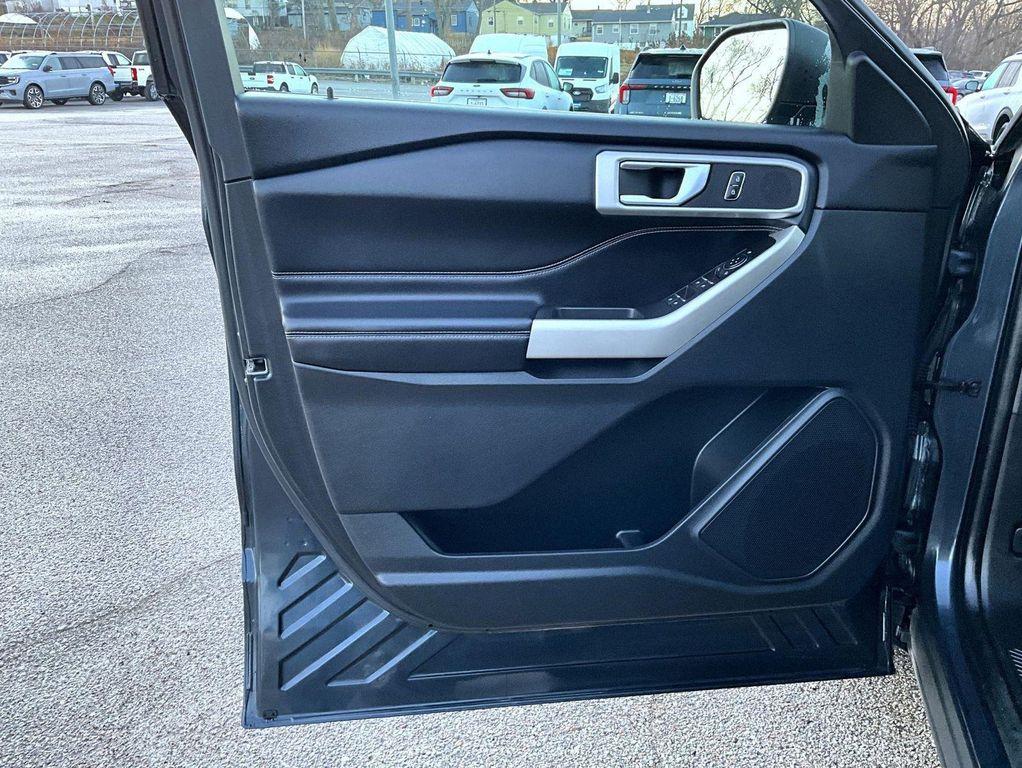 used 2023 Ford Explorer car, priced at $32,995