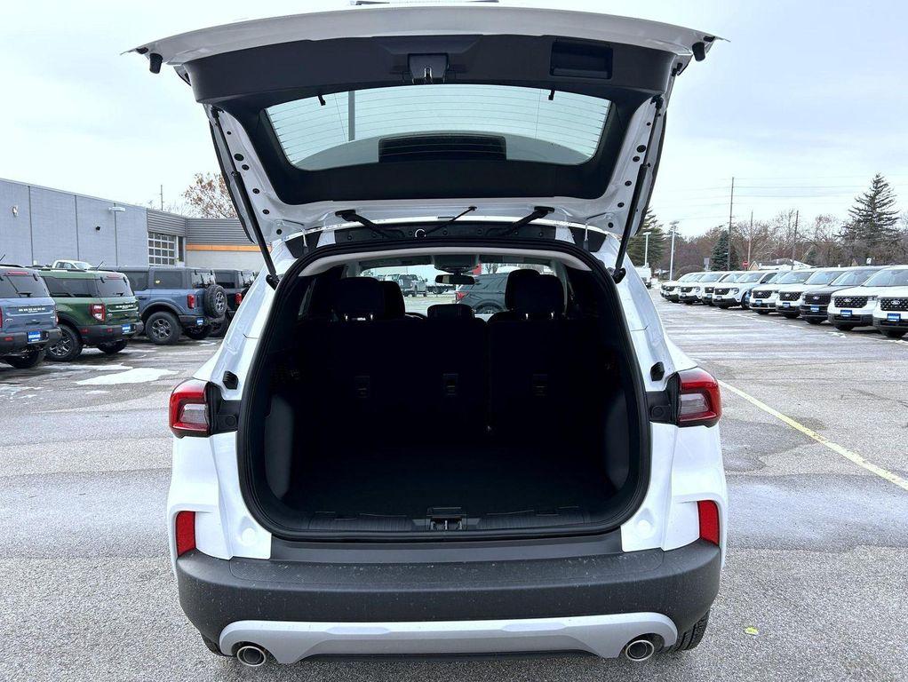 new 2026 Ford Escape car, priced at $32,884