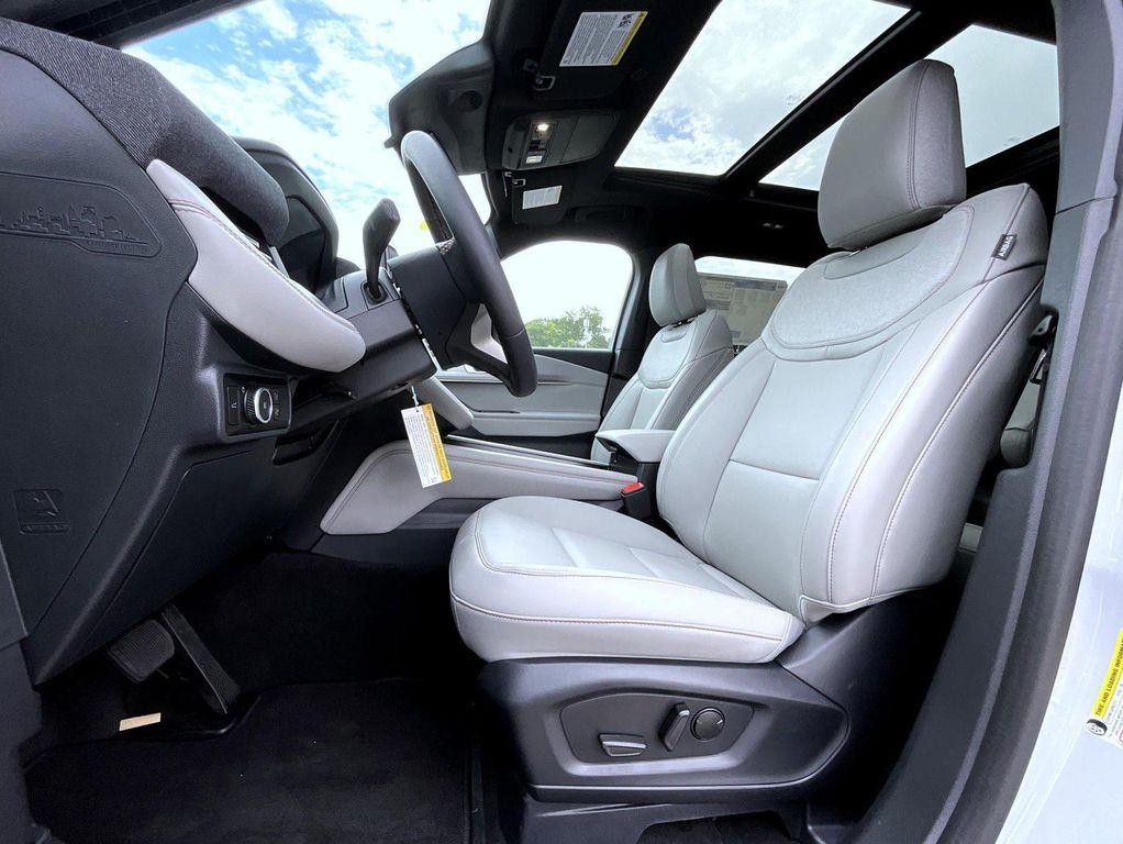 new 2027 Ford Explorer car, priced at $51,280
