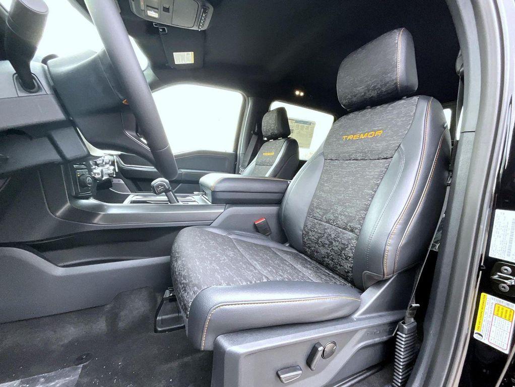 new 2025 Ford F-150 car, priced at $62,093