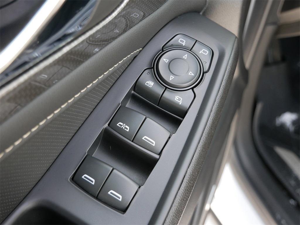 used 2022 Chevrolet Traverse car, priced at $29,130