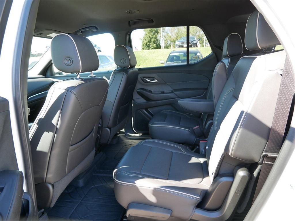 used 2022 Chevrolet Traverse car, priced at $30,557