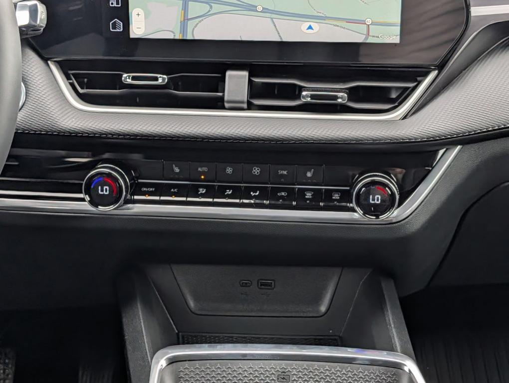 new 2026 Chevrolet Equinox car, priced at $33,033