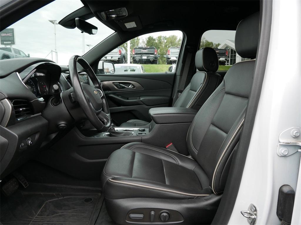 used 2022 Chevrolet Traverse car, priced at $29,453