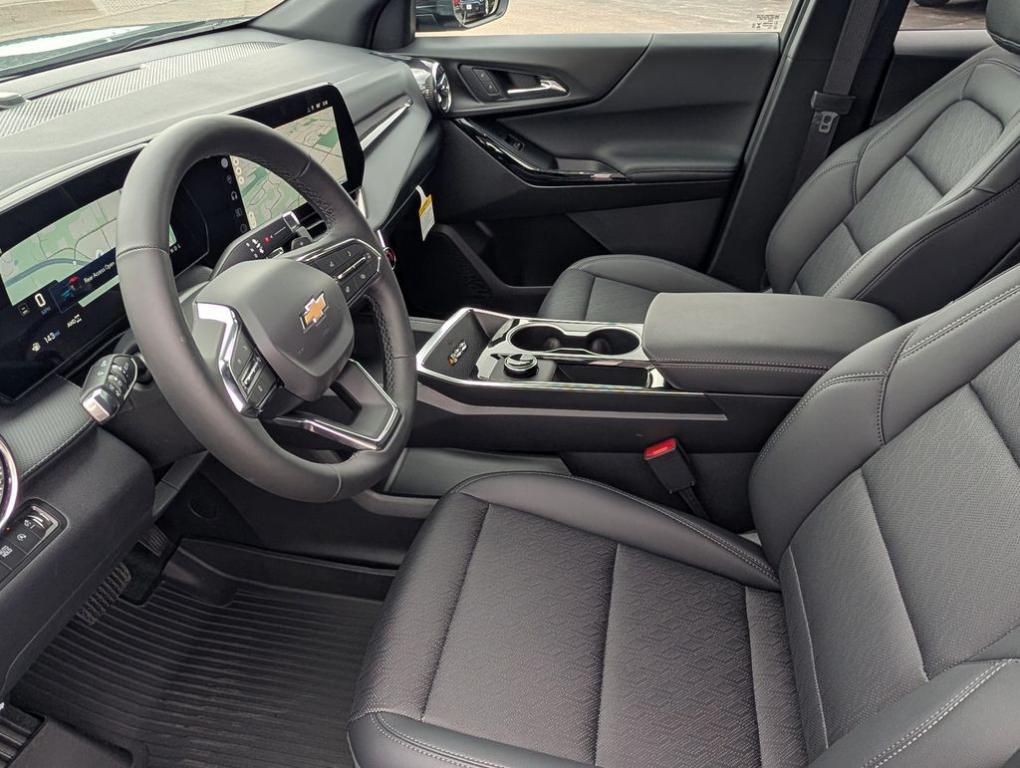 new 2026 Chevrolet Equinox car, priced at $33,033