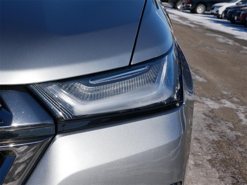 used 2023 Chevrolet Traverse car, priced at $35,792