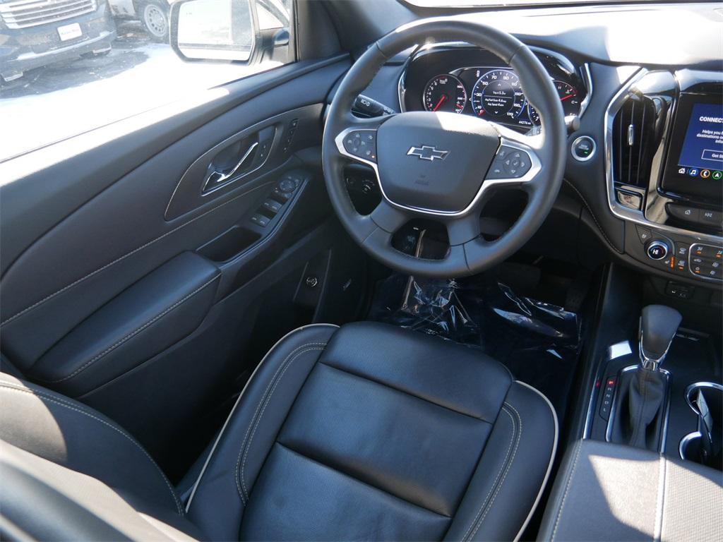 used 2023 Chevrolet Traverse car, priced at $35,792