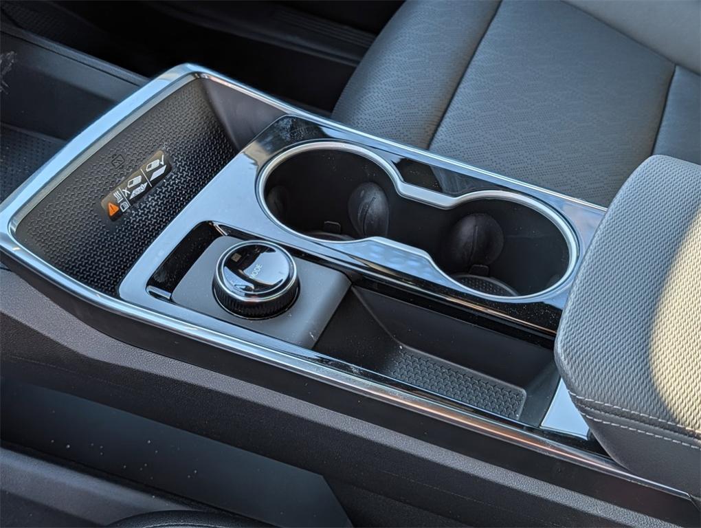 new 2026 Chevrolet Equinox car, priced at $31,653