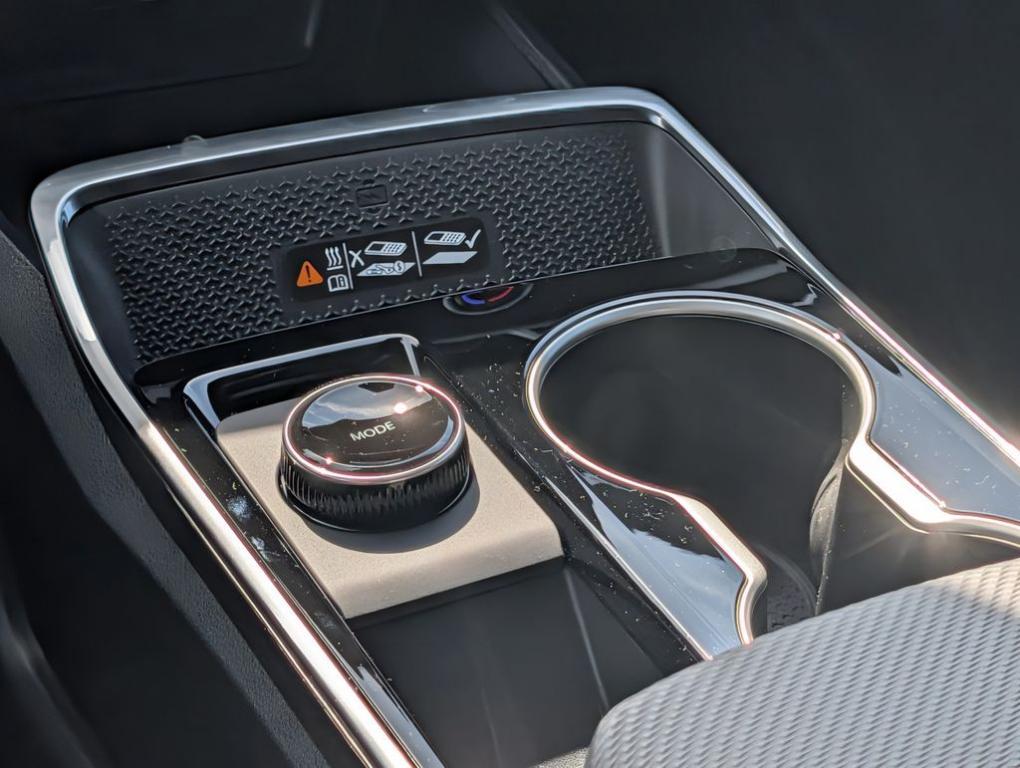 new 2026 Chevrolet Equinox car, priced at $33,478
