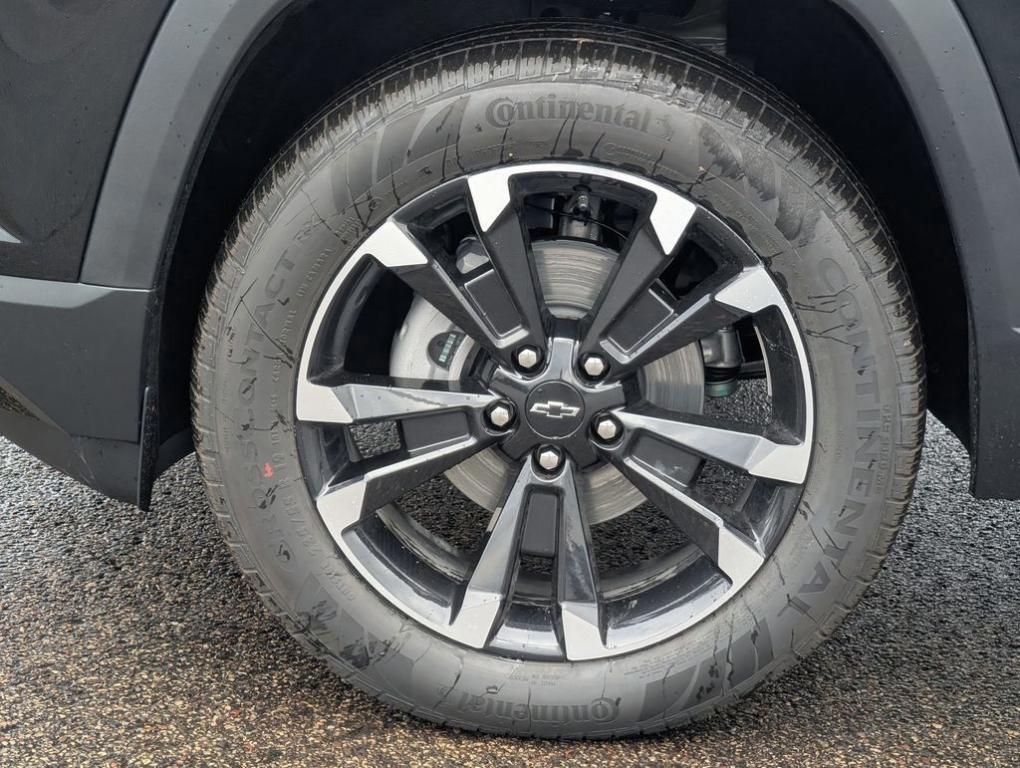 new 2026 Chevrolet Equinox car, priced at $37,708