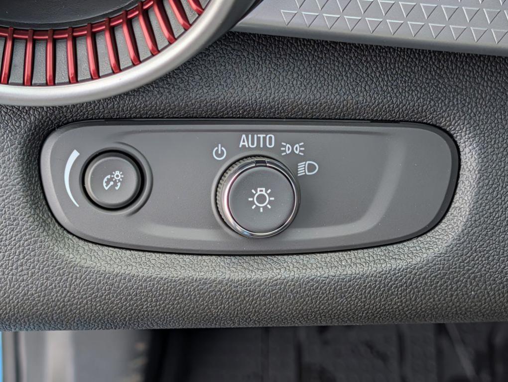 new 2026 Chevrolet Trax car, priced at $25,619