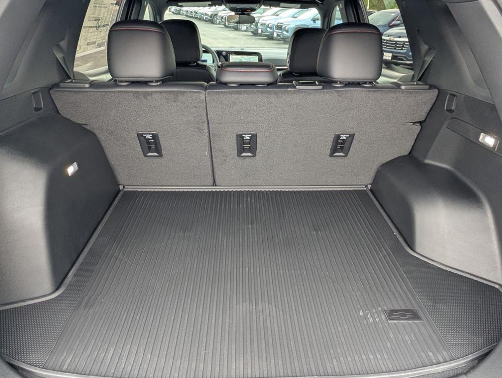 new 2026 Chevrolet Equinox car, priced at $36,858