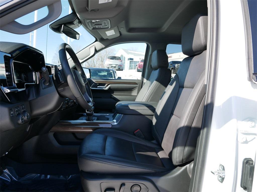 used 2025 Chevrolet Silverado 1500 car, priced at $46,999