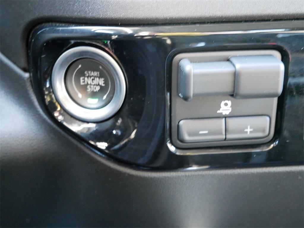 used 2025 Chevrolet Silverado 1500 car, priced at $46,999