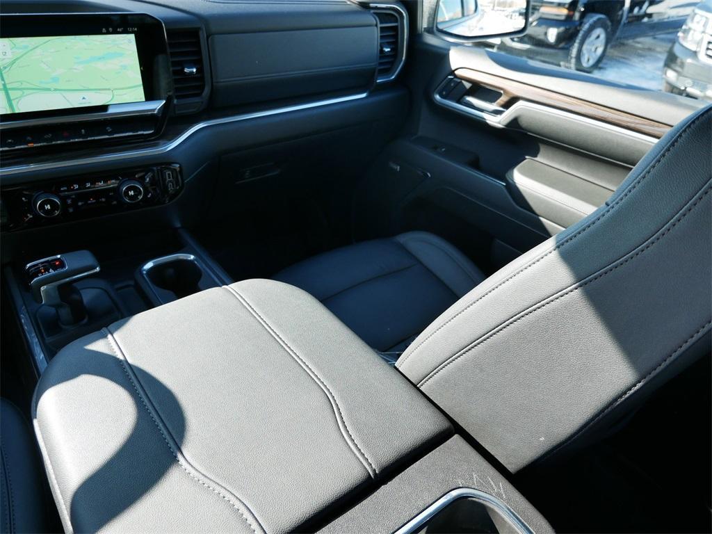 used 2025 Chevrolet Silverado 1500 car, priced at $46,999