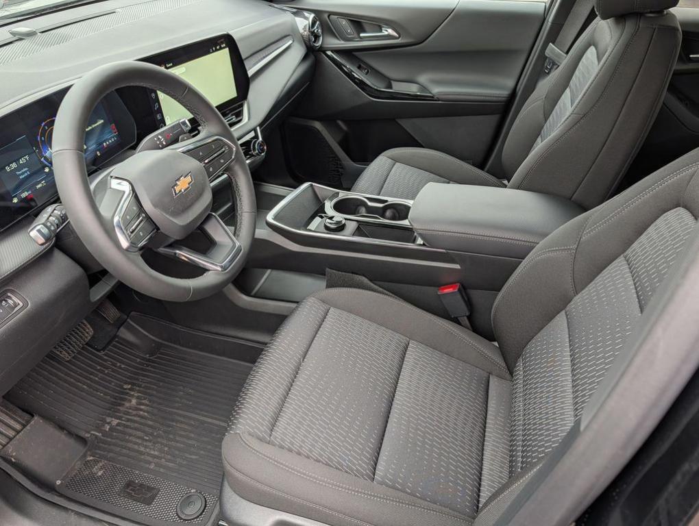 new 2026 Chevrolet Equinox car, priced at $29,808