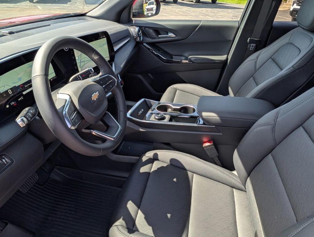 new 2026 Chevrolet Equinox car, priced at $33,478