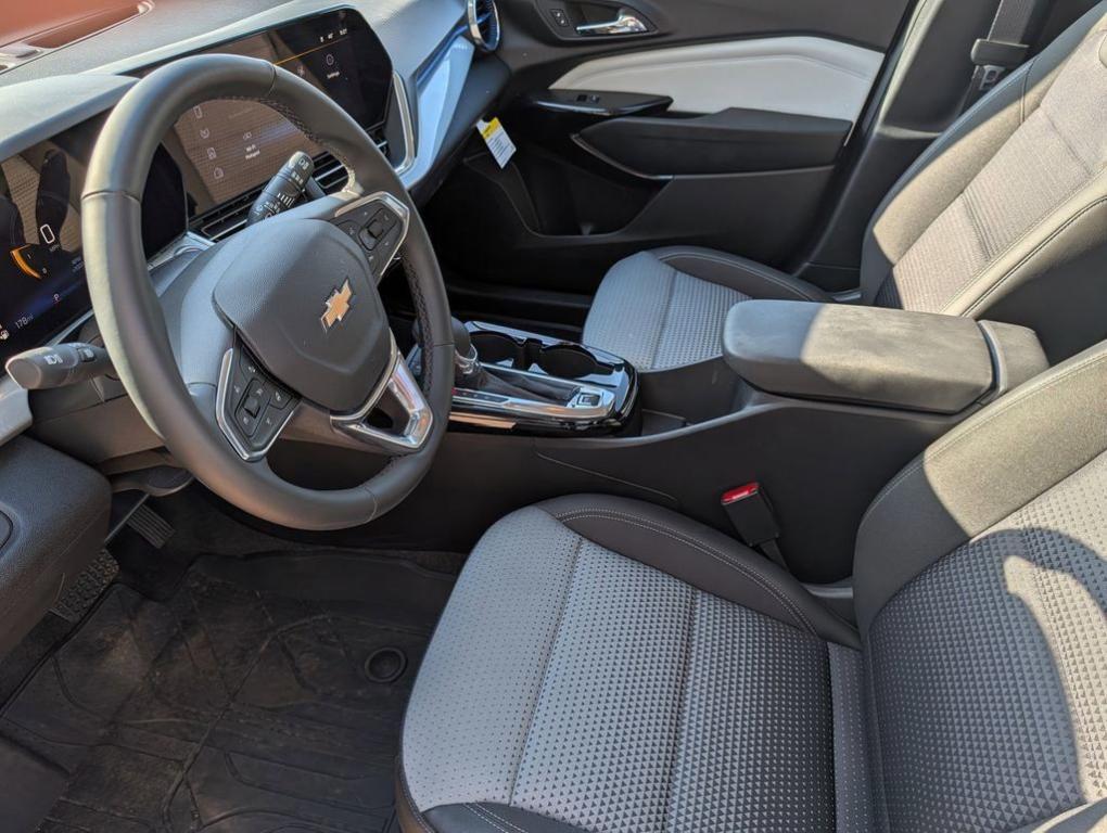 new 2025 Chevrolet Trax car, priced at $22,299