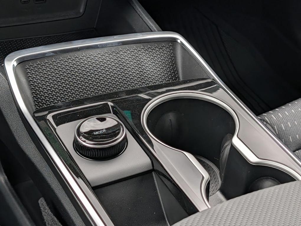 new 2026 Chevrolet Equinox car, priced at $30,337
