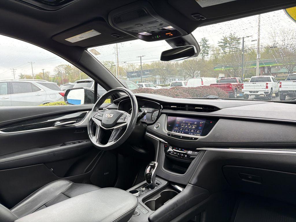 used 2020 Cadillac XT5 car, priced at $18,799