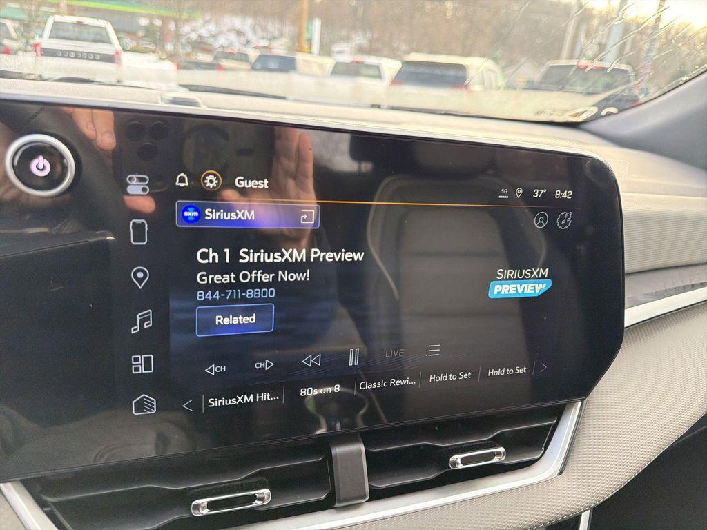 new 2026 Chevrolet Equinox car, priced at $33,632