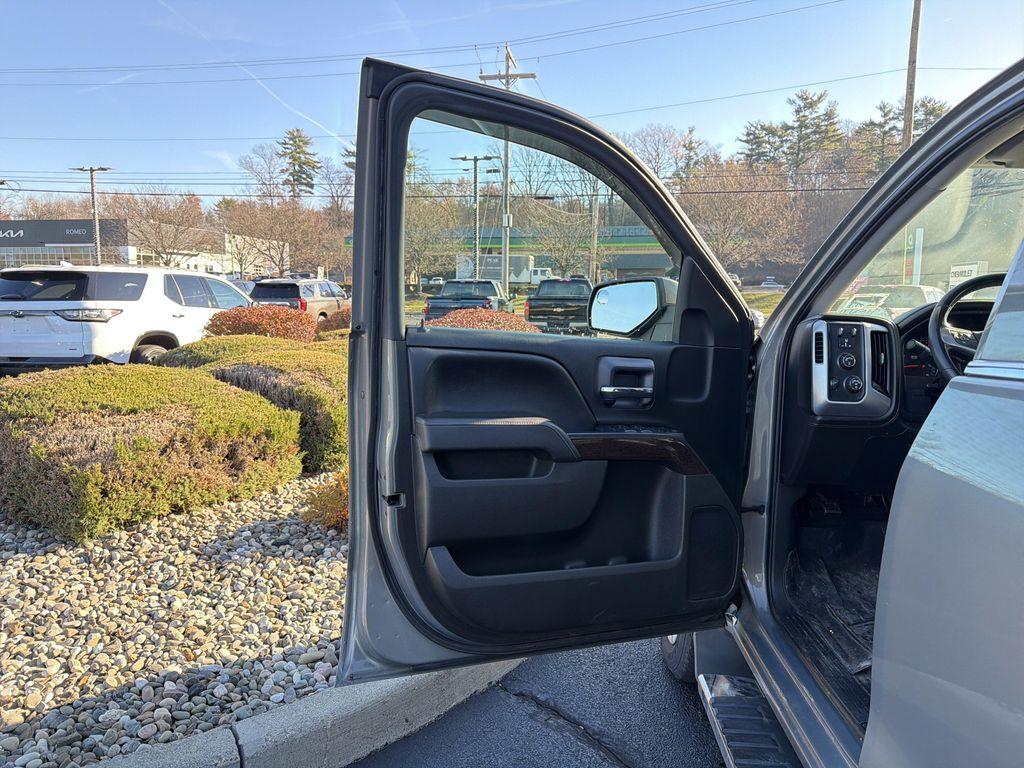 used 2017 GMC Sierra 1500 car, priced at $22,749