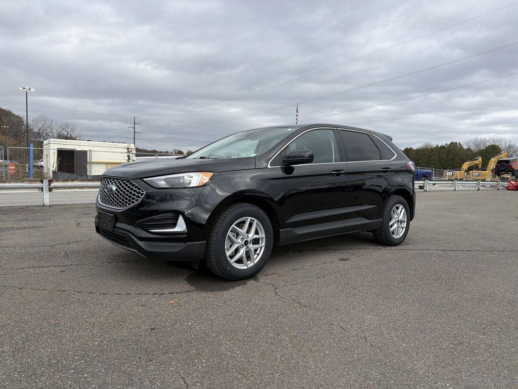 used 2024 Ford Edge car, priced at $23,499