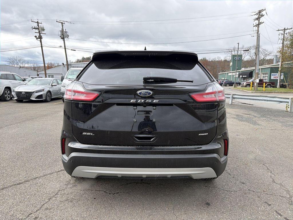 used 2024 Ford Edge car, priced at $23,499