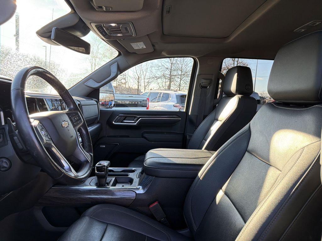 used 2023 Chevrolet Silverado 1500 car, priced at $41,999