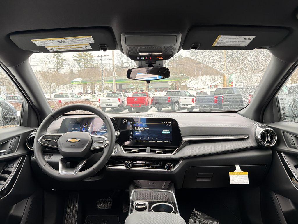 new 2026 Chevrolet Equinox car, priced at $31,798