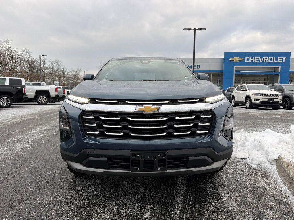 new 2026 Chevrolet Equinox car, priced at $31,798