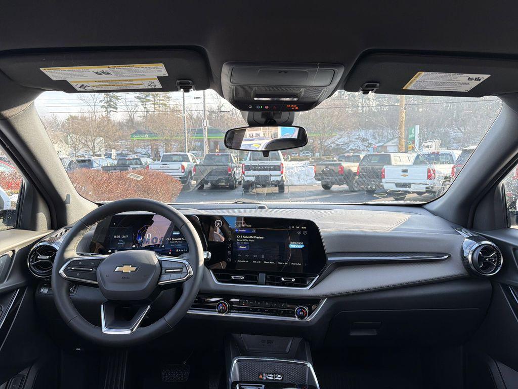 new 2026 Chevrolet Equinox car, priced at $34,032