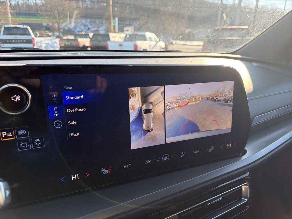 used 2025 Chevrolet Traverse car, priced at $35,639