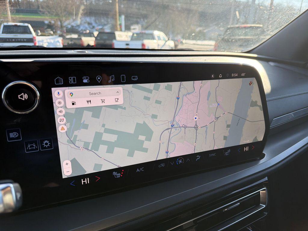 used 2025 Chevrolet Traverse car, priced at $35,639