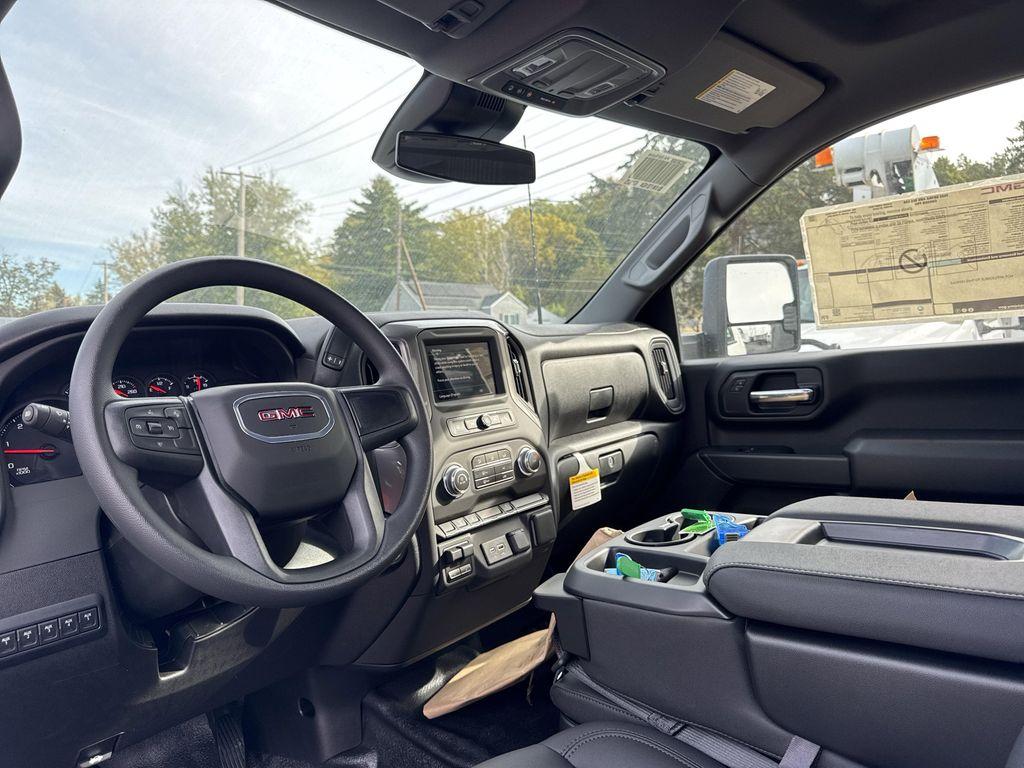 new 2025 GMC Sierra 3500 car, priced at $62,553