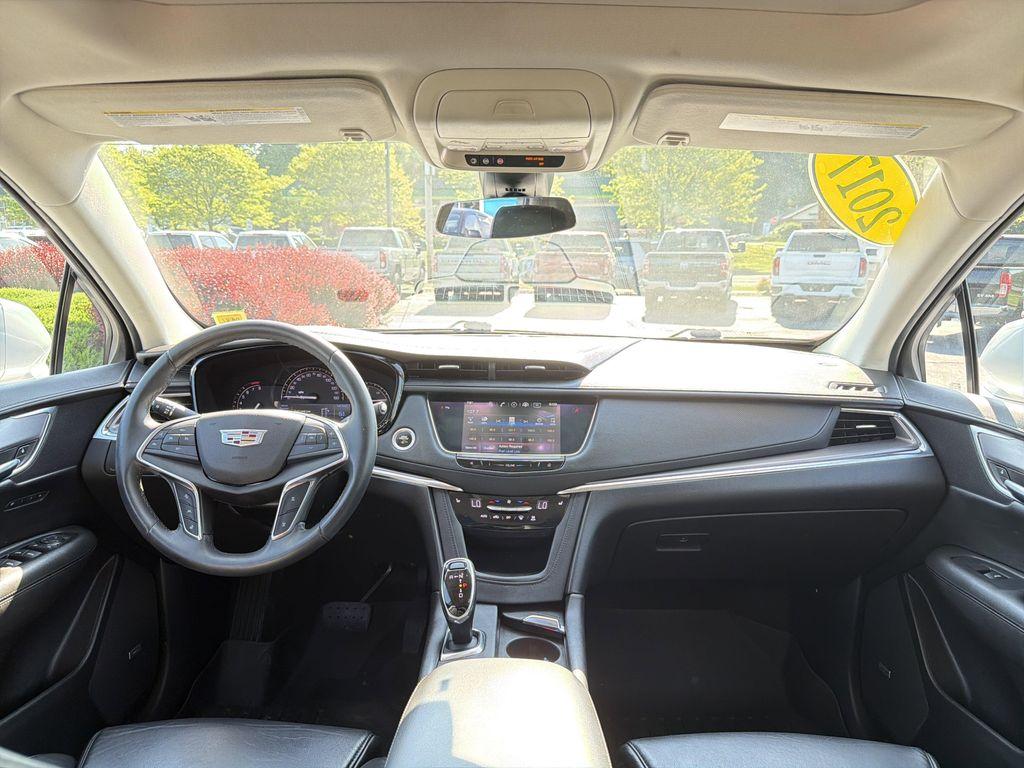 used 2017 Cadillac XT5 car, priced at $14,249