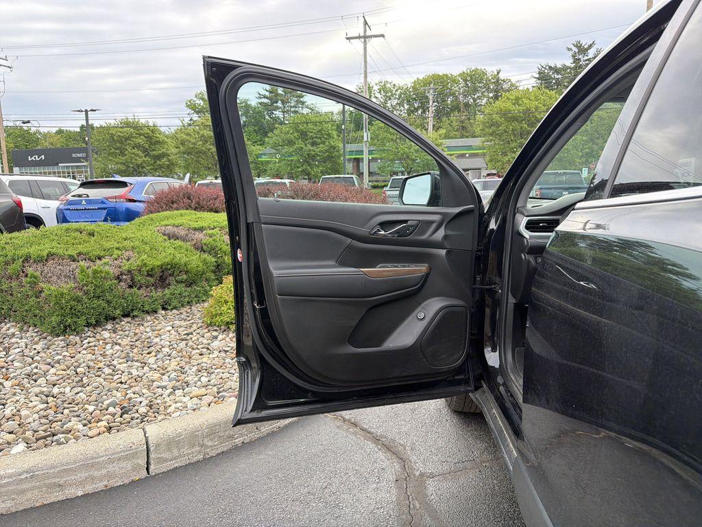used 2021 GMC Acadia car, priced at $21,699