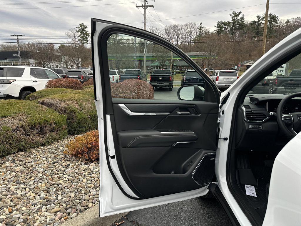 new 2026 GMC Acadia car, priced at $48,045