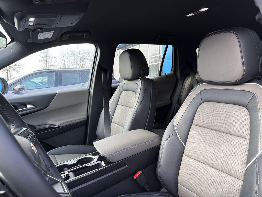 new 2026 Chevrolet Equinox car, priced at $34,465