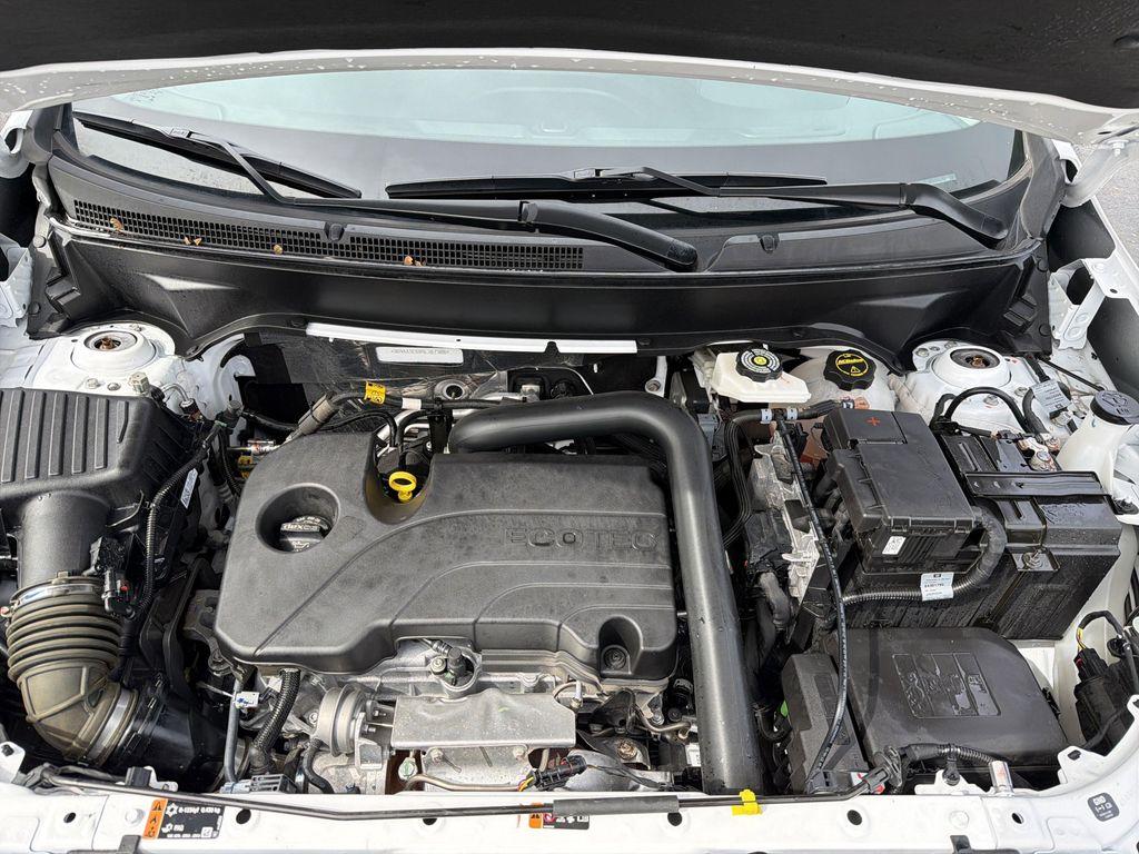 used 2024 Chevrolet Equinox car, priced at $21,999